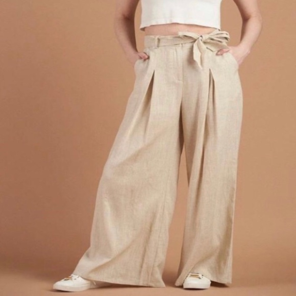 High-waisted, Wide-legged Linen Pants